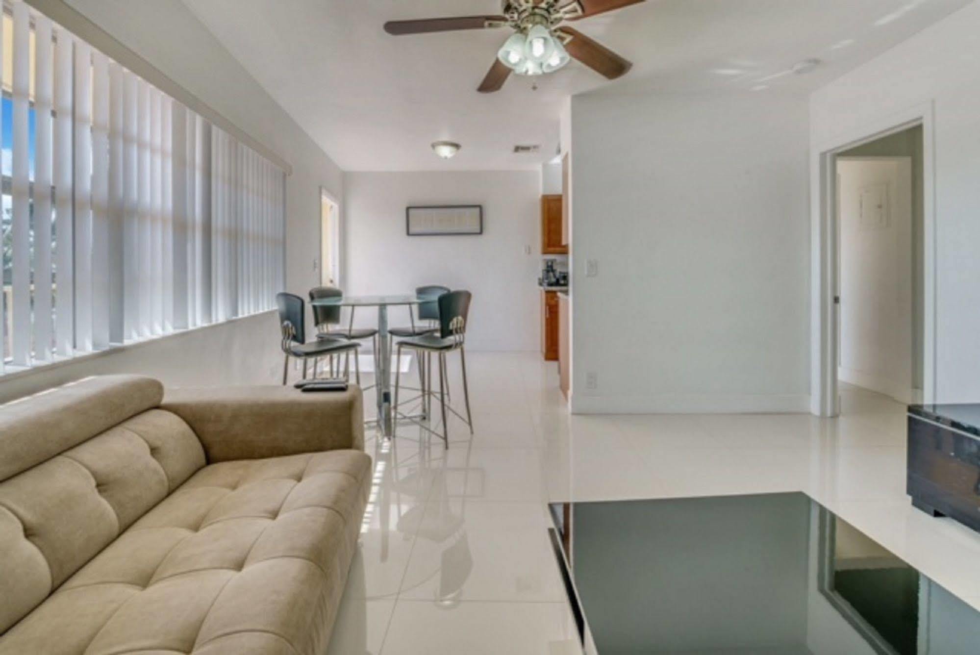 Luna Paradise By The Sea Aparthotel Lauderdale-by-the-Sea Εξωτερικό φωτογραφία